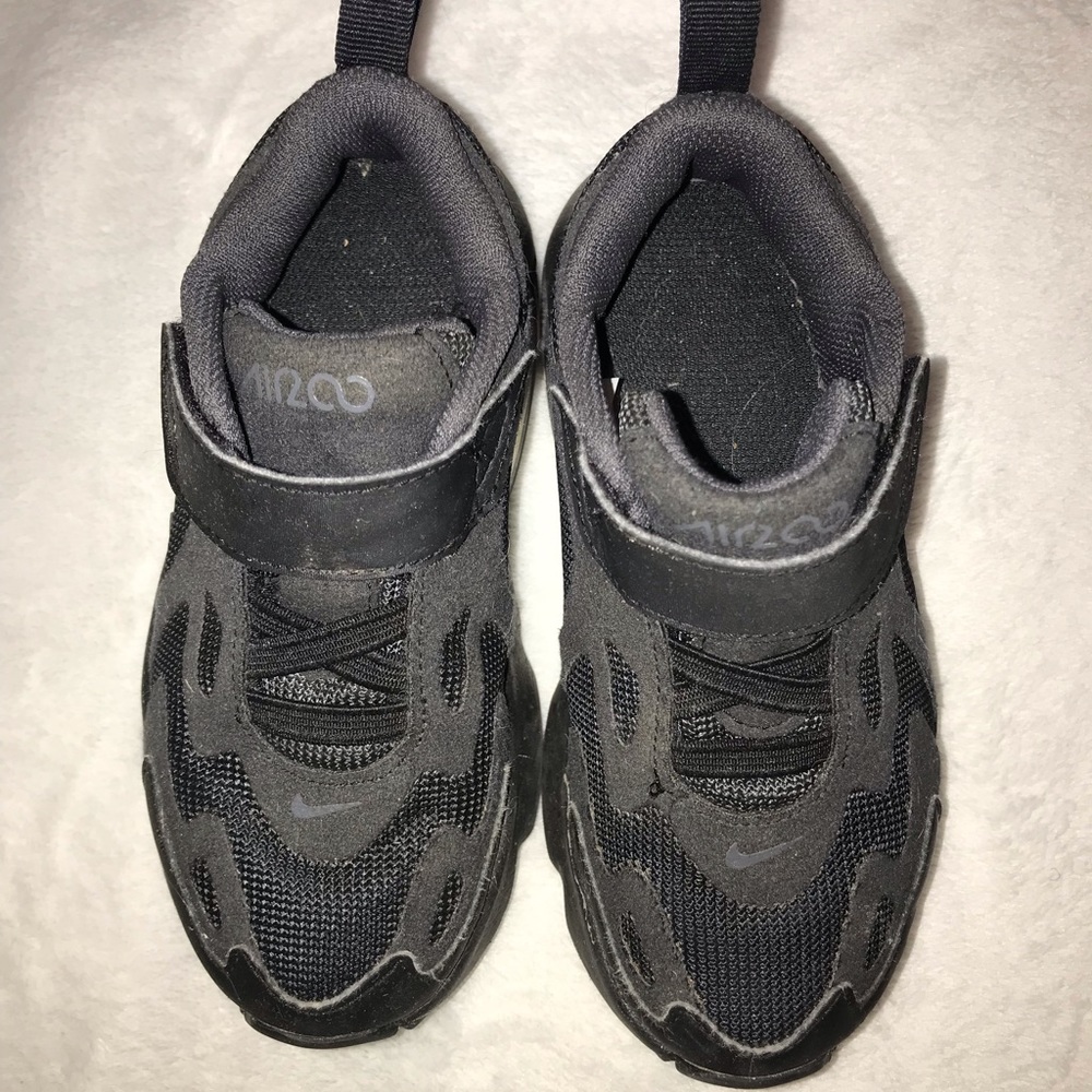 Nike Sneakers EUC